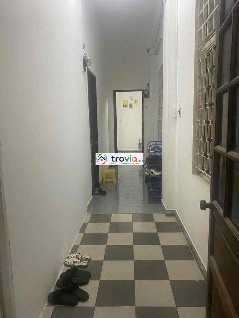 Cho thuê phòng trọ Linh Xuân , gần DH Ngan Hang, gần chợ Thủ Đức.