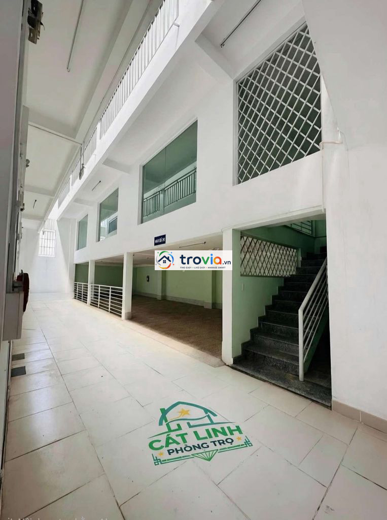 Phòng trọ cho thuê gần làng đại học